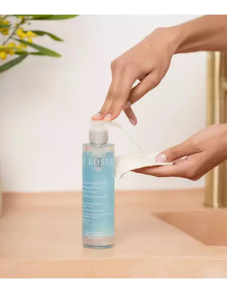 La Rosée Ultra-gentle Micellar Cleansing Gel with Organic Floral Hydrolats 195mL