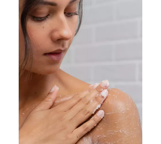 La Rosée body scrub with sugar and organic...