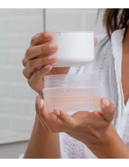 RECHARGE GOMMAGE CORPS NOURRISSANT AU SUCRE ET AUX HUILES VÉGÉTALES BIO 200G