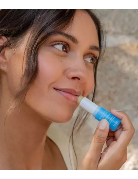 La Rosée stick lèvres nourrissant au beurre de karité  BIO - rechargeable 4,5G