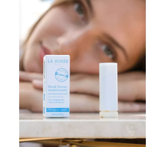 RECHARGE STICK LÈVRES NOURRISSANT AU BEURRE DE...
