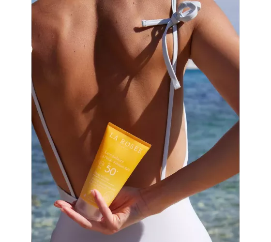 La Rosée lait solaire à l'huile d'abricot BIO...